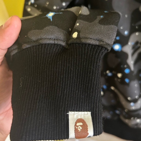 BAPE HOODIE ZIPUP GALAXY SIZE MEDIUM - Picture 5 of 6